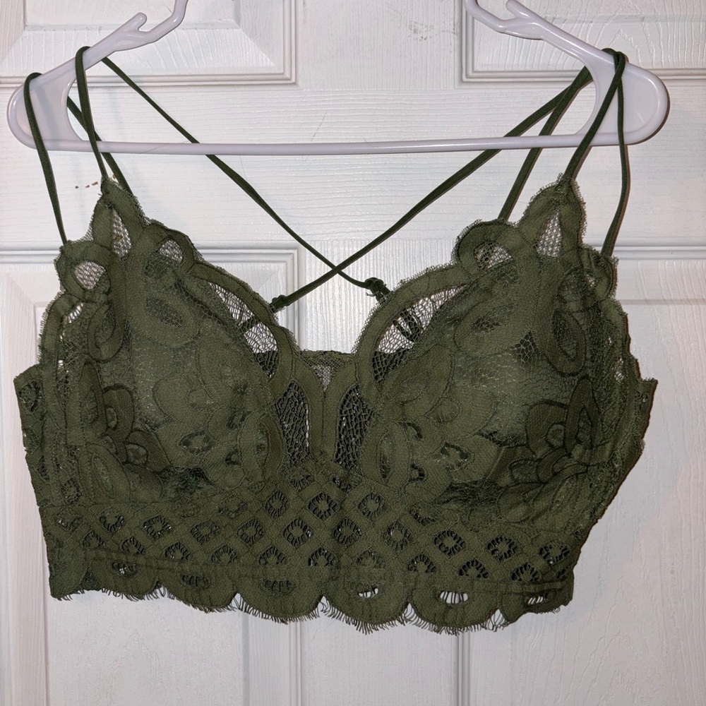 Zenana Crochet Lace Bralette With Bra Pads-NWT-Olive Green